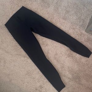 Lulu lemon wunder unders